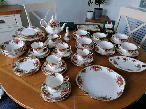 Royal albert old - albert, roses