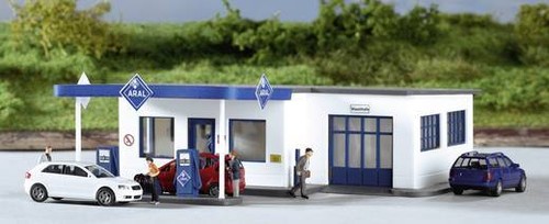 Stazione servizio aral - stazione,