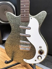 Chitarra elettrica Danelectro