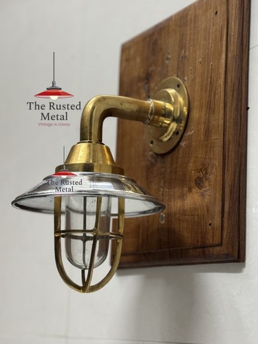 Brass aluminum wall light - aluminum,