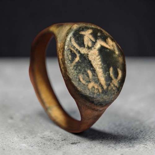 Anello bronzo antico - in,