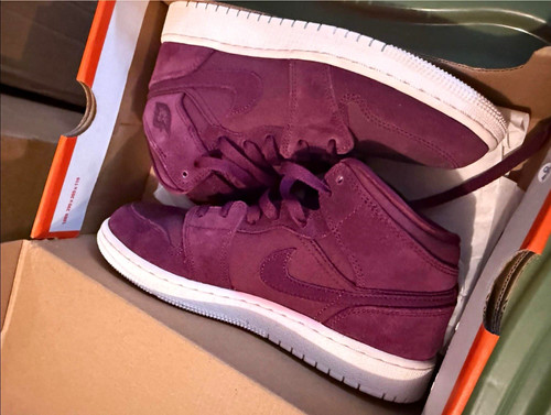 Jordan air - mid, top