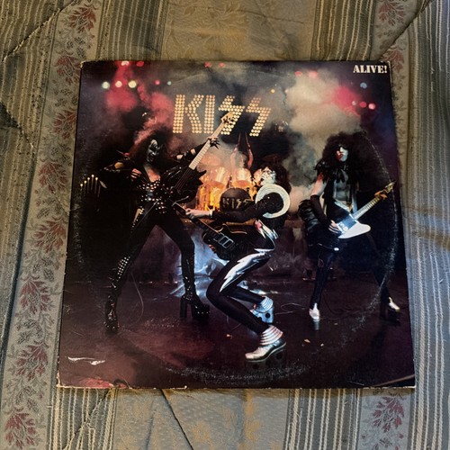 Kiss alive 1975 - alive!,
