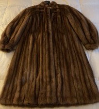 pelliccia visone selvaggio