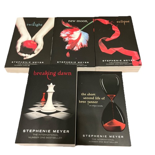 Stephenie meyer twilight saga - stephenie,