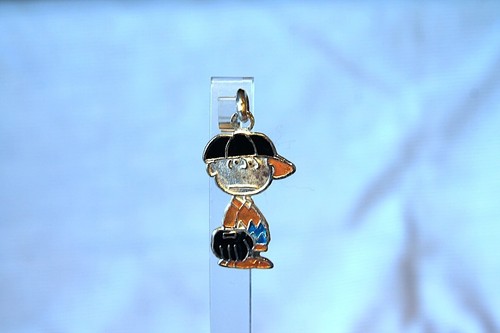 Ciondolo peanuts charlie brown - charlie,