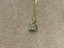 Ciondolo e Collana Diamante