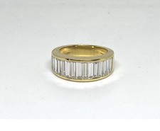 Anello In Oro Giallo E Brillanti 