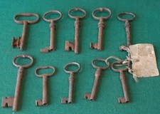 LOTTO 10 ANTICHE CHIAVI FERRO BATTUTO E FORGIATO DEL 1800 ANCIENT KEY RARE.OOO89