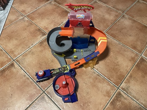 Hot wheels color shifters - hot,
