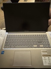 ASUS VivoBook 15 F1504Z-NJ778W 15,6" (Intel Core i3-1165G7, 8GB RAM, 512GB SSD)