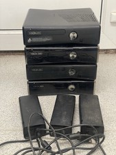 4x Microsoft Xbox 360 S - solo console - per ricambi/ricambi/riparazioni