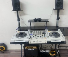 Console PIONEER MIXER DJM 850-W +2 CDJ PIONEER 850-W+ 3 FLIGHT CASE