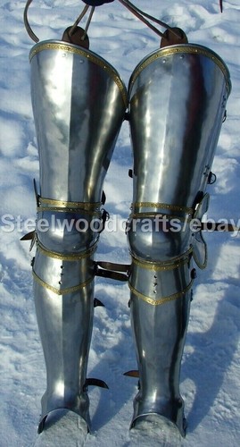 Armatura medievale per gambe