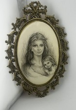 Giuseppe Tarantino "La Maternita" Milano 1976, stampa raso splendidamente incorniciata.