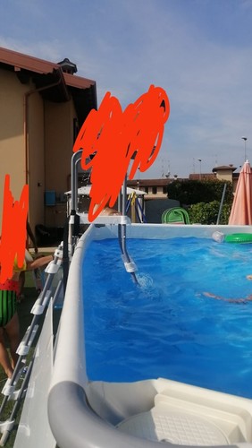Piscina fuori terra - , in