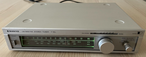 Vintage sanyo fm - lw/mw/fm, stereo