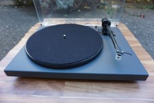 Pro-ject 1 Xpression carbon con ago e cinghia nuovi