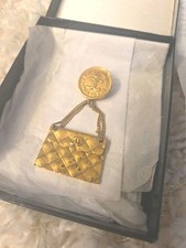 Spilla borsa Chanel vintage