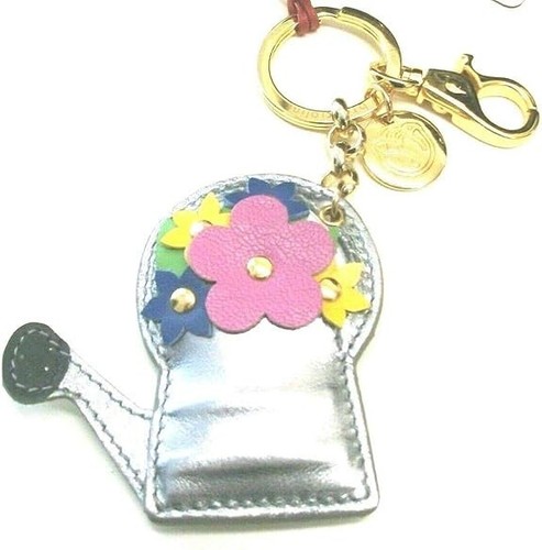 Watering can keychain - can,