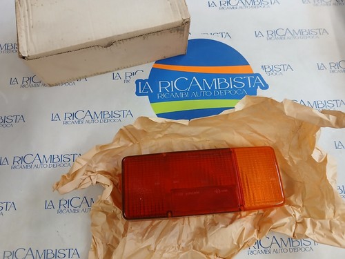Plastica fanale posteriore - plastica,