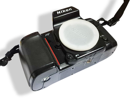 Nikon 801 35mm slr - f-801,