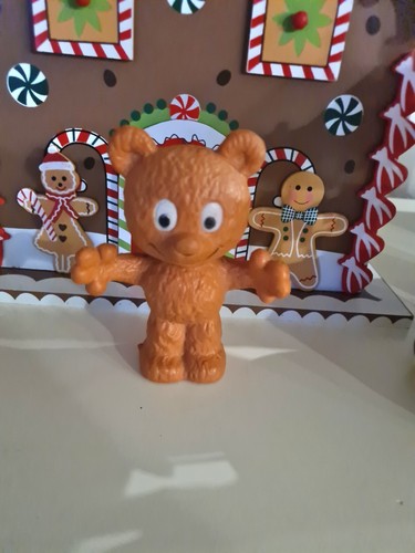 Personaggio orso goloso