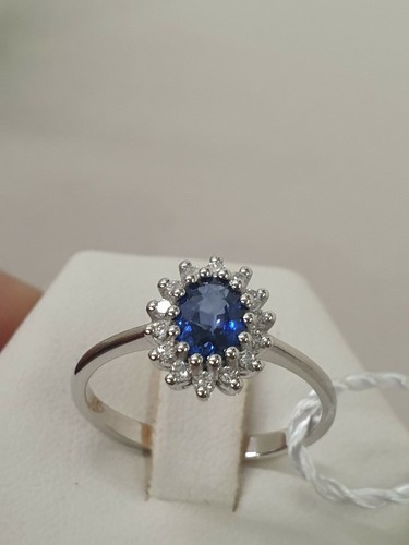 Anello punto luce oro bianco