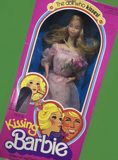 Kissing Barbie Mattel #2597