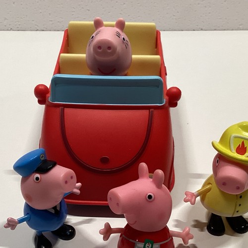 Peppa pig red car - peppa, play