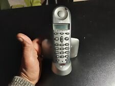 TELEFONO SENZA FILI MASTER SENZA CAVO DI ALIMENTAZIONE E ALLOGGIO BATTERIE STRAN