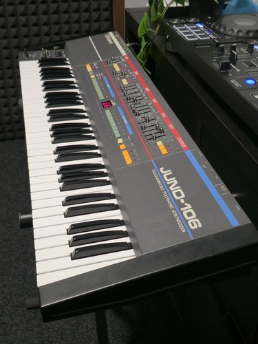 Roland juno 106 vintage - -,