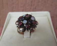 anello borbonico--- autentico-- in oro con  opali, zaffiri  e rubini. Perfetto -