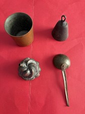 4 Antichi Oggetti In Rame E In Ferro (campanello) Ottocenteschi. Dalla Bergamasc