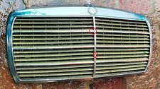 MERCEDES-BENZ  W124 A1248800983 Mascherina Griglia griglia radiatore 300 230 200