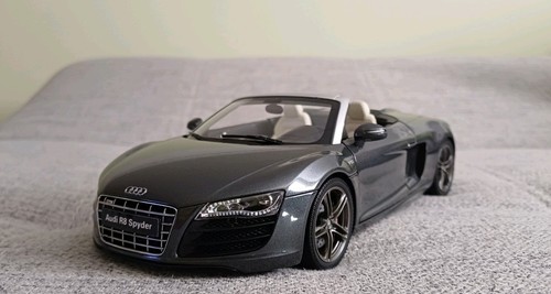 Kyosho audi v10 - 1:18,