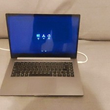 Xiaomi miAir pro Intel i7 8core, 16GB RAM.