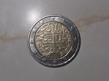 Moneda 2 euros + moneda 1 euro