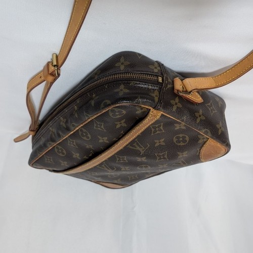 Borsa tracolla louis vuitton - a,