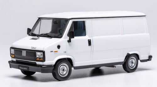 Ixo models clc610 fiat - models,