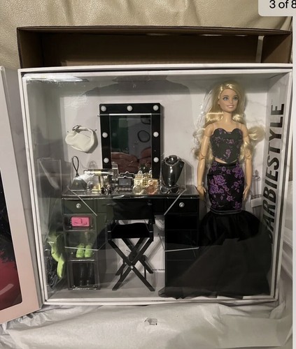 Barbie signature style - signature, fashion