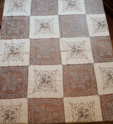 Tovaglia fatta mano - fatta, a