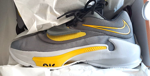 Nike air freak 23 - 44, 10