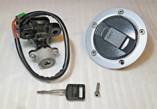 Tappo serbatoio con blocchetto