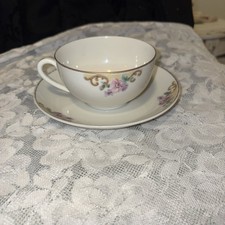 Tazza da tè e piattino