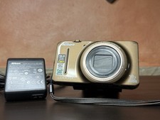 Nikon Coolpix S9200 Oro Fotocamera Digitale Compatta 16 MP CMOS 18x FOTO SCHERMO
