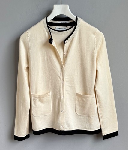 Combinazione maglia cardigan