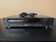 Vintage Technics SL-P520 CD