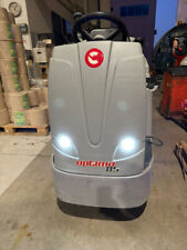 LAVASCIUGA COMAC OPTIMA 85 B – Uomo a bordo