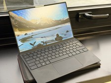 Dell XPS 13 9300 –